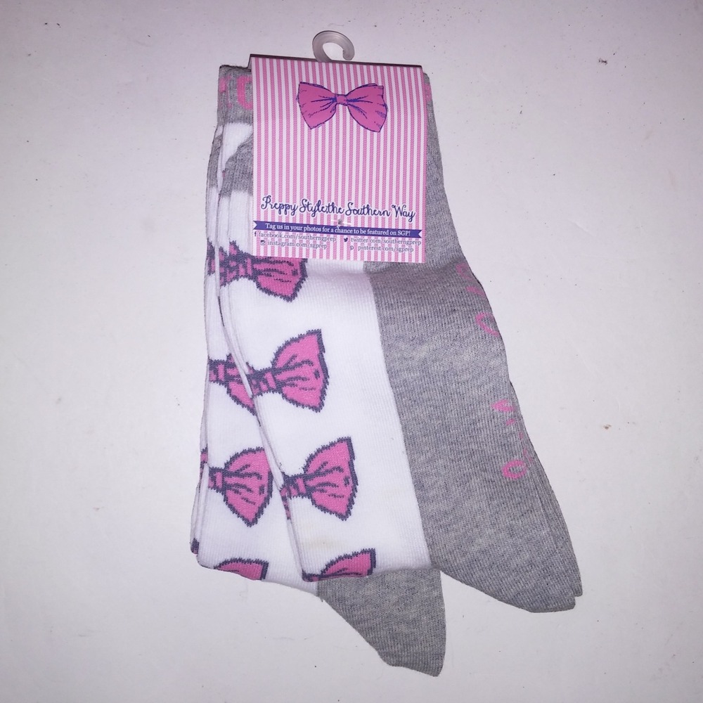 Set of 2 Southern Girl Prep Socks Crew Gray White Pink Bows New